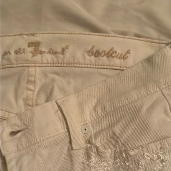 7 For All Mankind Embellished White Jeans EUC - Picture 7 of 7